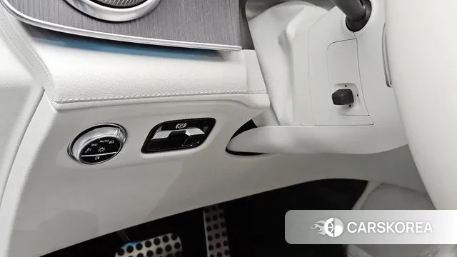 Mercedes-Benz EQS SUV X296 id 3327683 из Кореи 7