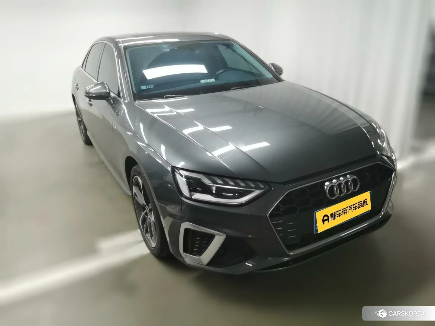 Audi A4L id 4405723 из Китая 7