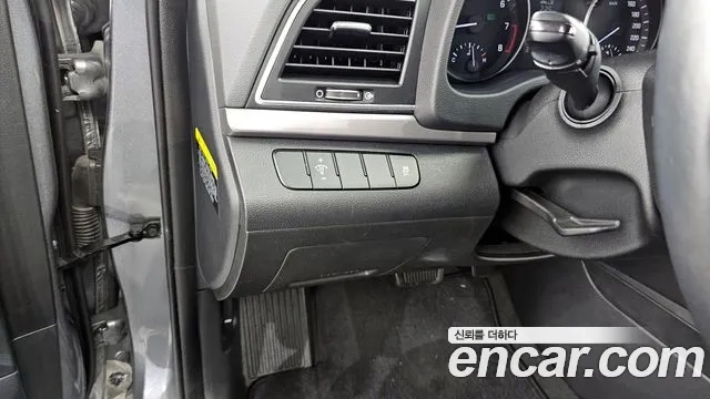 Hyundai Avante AD id 2870691 из Кореи 7