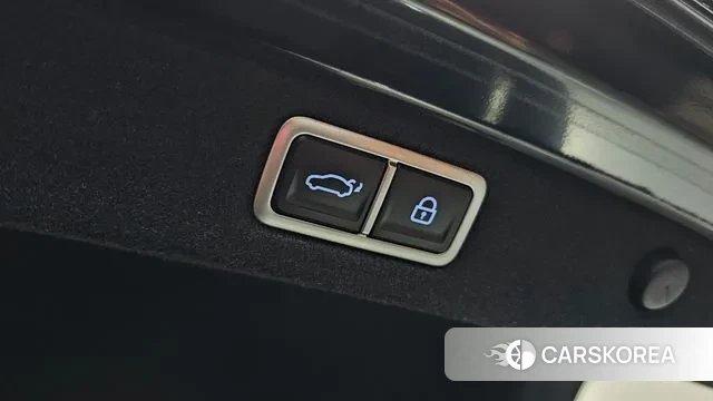 Hyundai Grandeur Hybrid (GN7) id 3377777 из Кореи 7