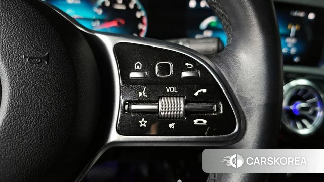 Mercedes-Benz A-Class W177 id 4179501 из Кореи 7