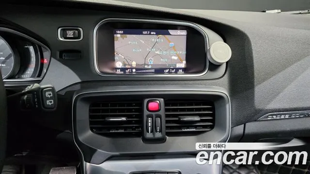 Volvo V40 Cross-Country id 2528201 из Кореи 7