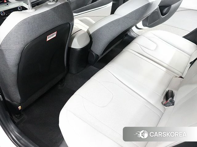 Hyundai Avante (CN7) id 3941562 из Кореи 7