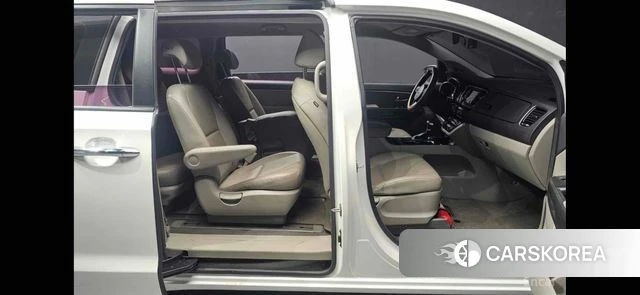 Kia The New Carnival id 4770105 из Кореи 7
