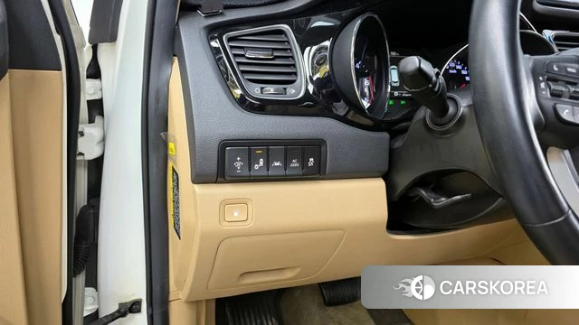 Kia The New Carnival id 3820675 из Кореи 7