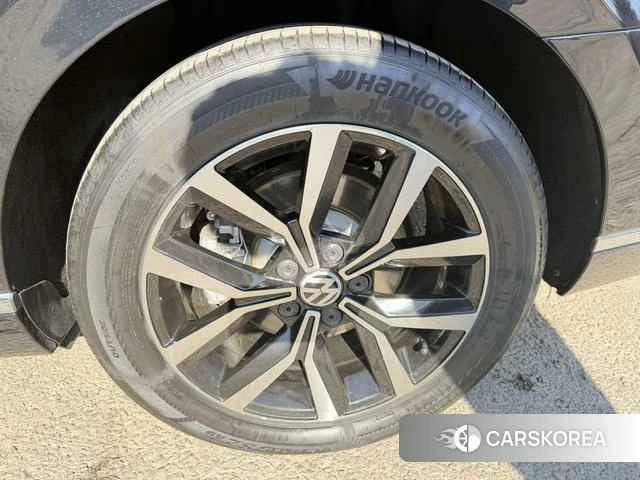Volkswagen Magotan id 4301575 из Китая 7