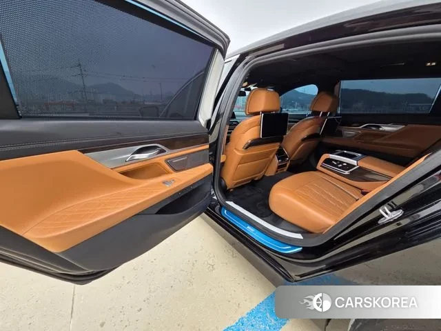 BMW 7 Series (G11) id 3676330 из Кореи 7