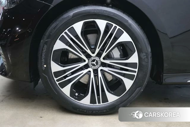Mercedes-Benz E-class id 4272538 из Китая 7