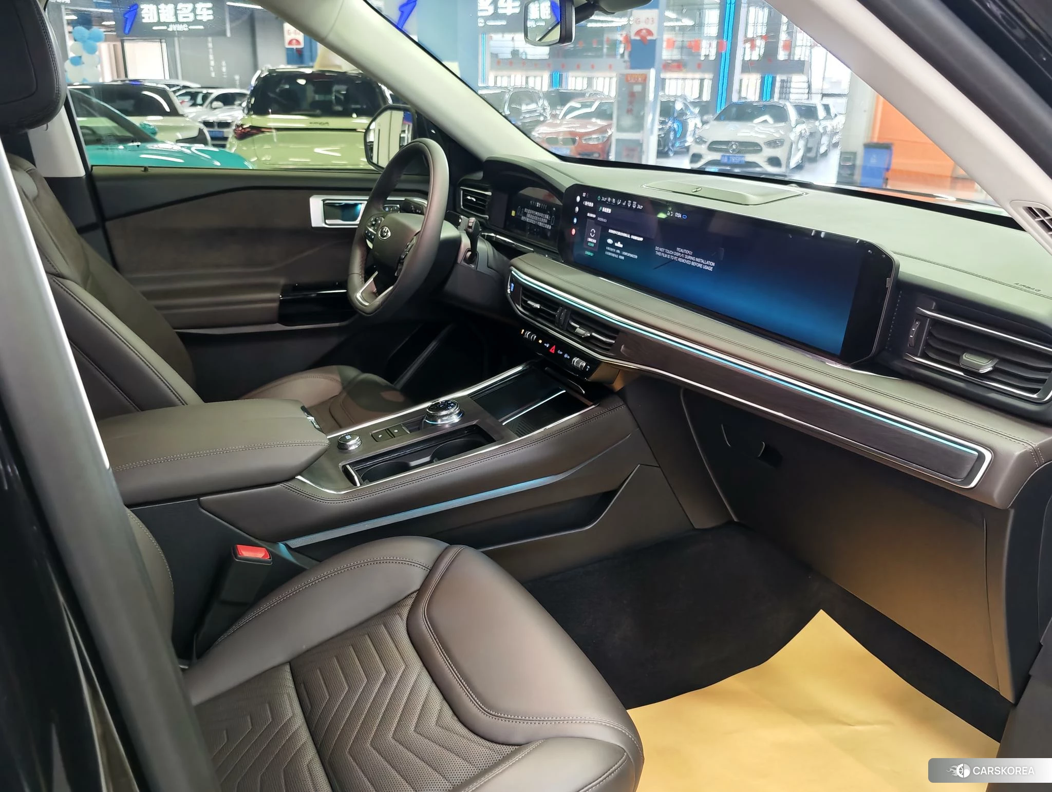 Ford Explorer id 4440423 из Китая 7