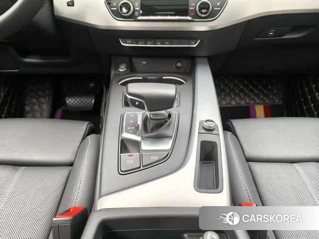 Audi A4L id 3939263 из Китая 7