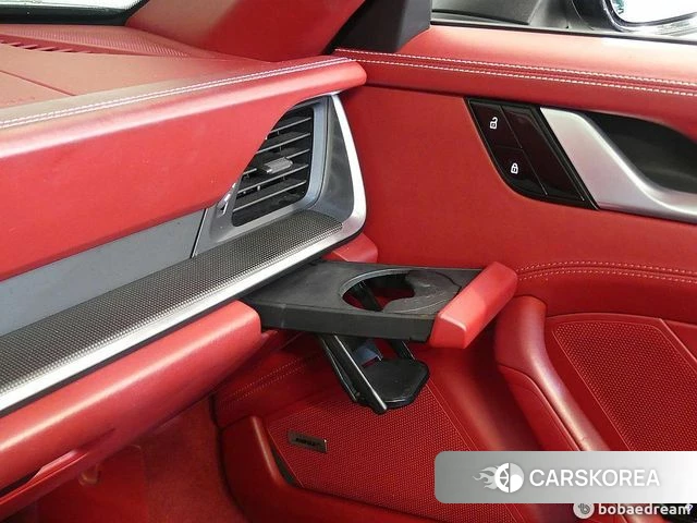 Porsche 911(992) id 4708318 из Кореи 7