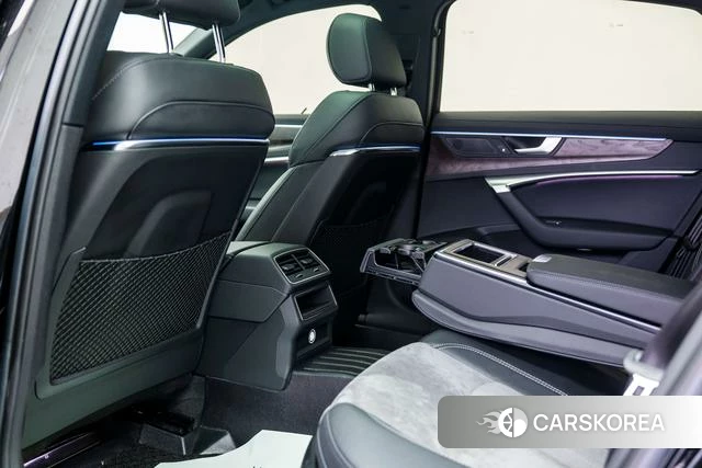 Audi A6L id 4321257 из Китая 7