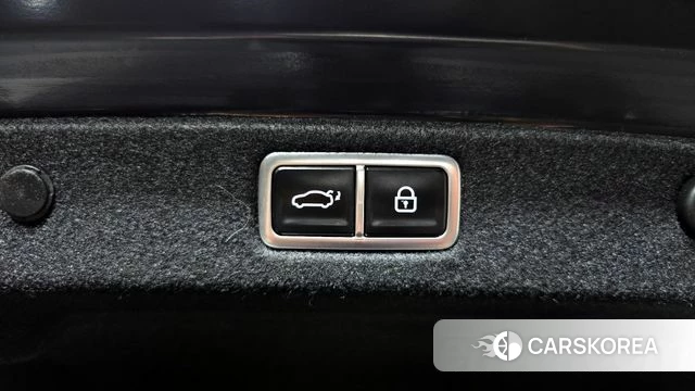 Hyundai Grandeur Hybrid (GN7) id 4414325 из Кореи 7