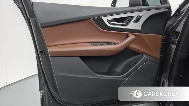 Audi Q7 (4M) id 3494283 из Кореи 7