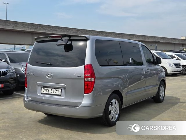 Hyundai The New Grand Starex id 4396914 из Кореи 7