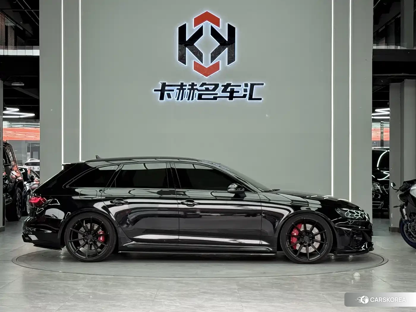 Audi RS 4 id 4659911 из Китая 7