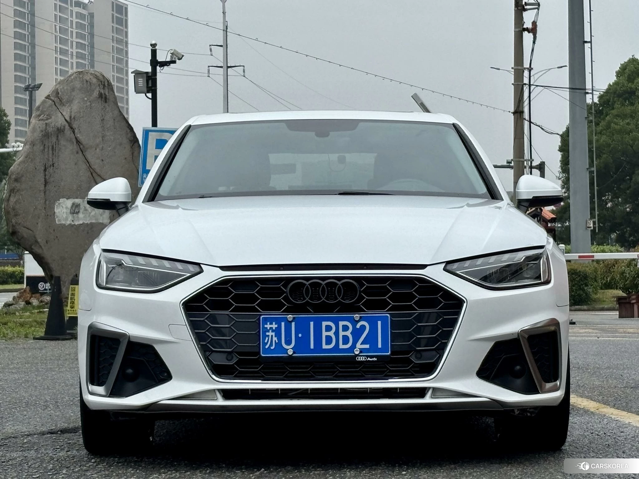 Audi A4L id 4485368 из Китая 7