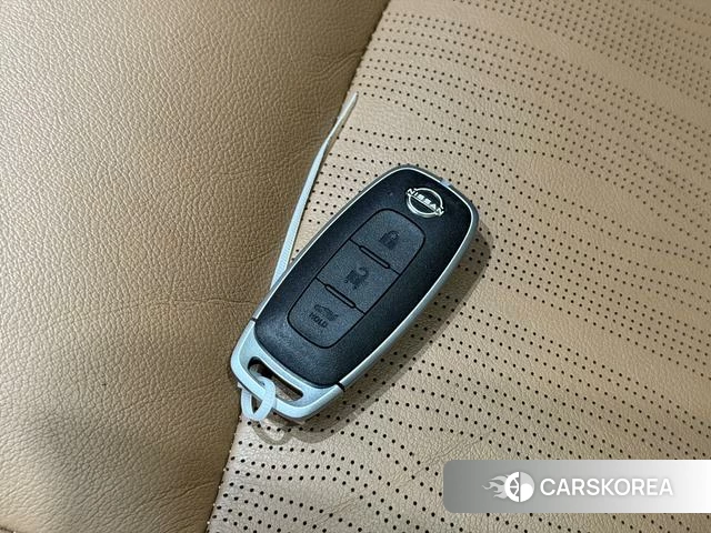 Nissan Teana id 4299912 из Китая 7