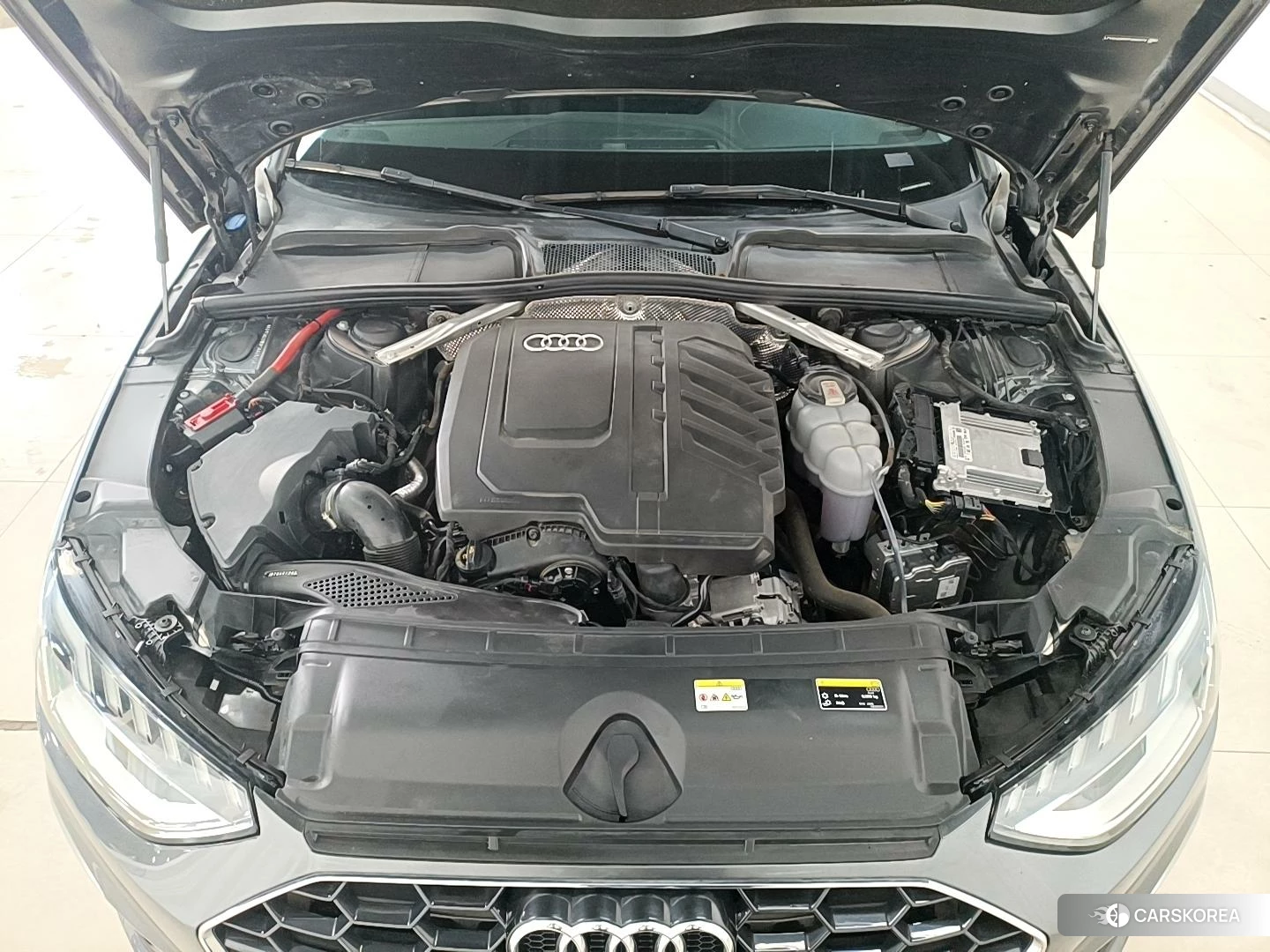 Audi A4L id 4461324 из Китая 7