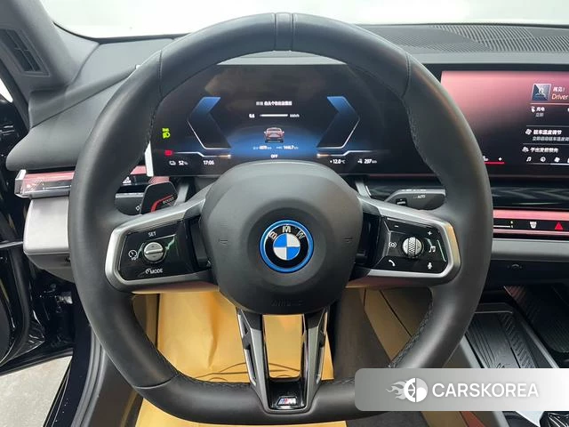 BMW i5 id 4256448 из Китая 7