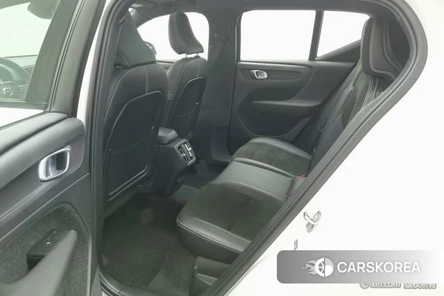 Volvo XC40 id 4254339 из Китая 7