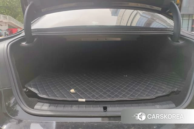 BMW 5 series PHEV id 4263957 из Китая 7