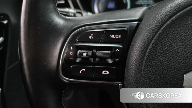 Kia Niro EV id 4244577 из Кореи 7