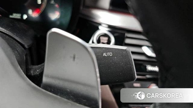 BMW 5 Series (G30) id 4294658 из Кореи 7