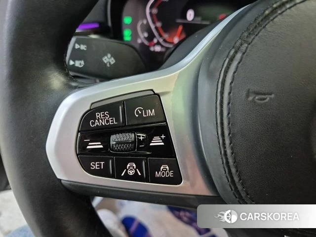 BMW 5 Series (G30) id 3924117 из Кореи 7