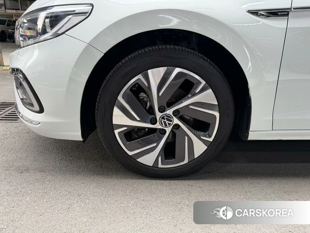 Volkswagen Bora id 4259025 из Китая 7