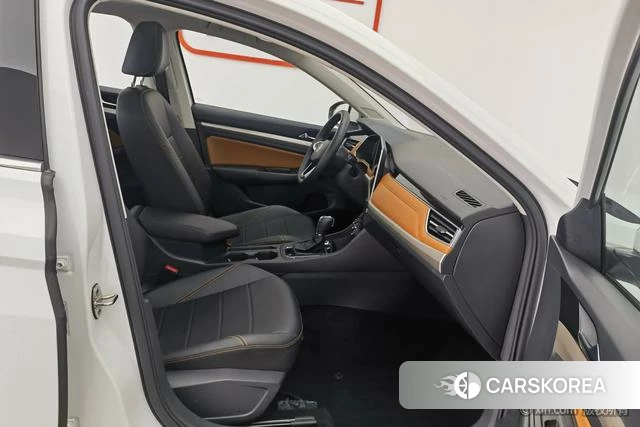 Volkswagen Bora id 4258517 из Китая 7