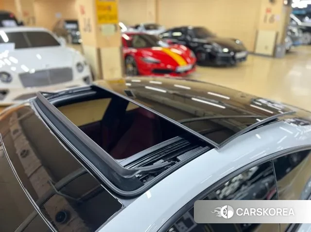 Porsche 911(992) id 3365358 из Кореи 7