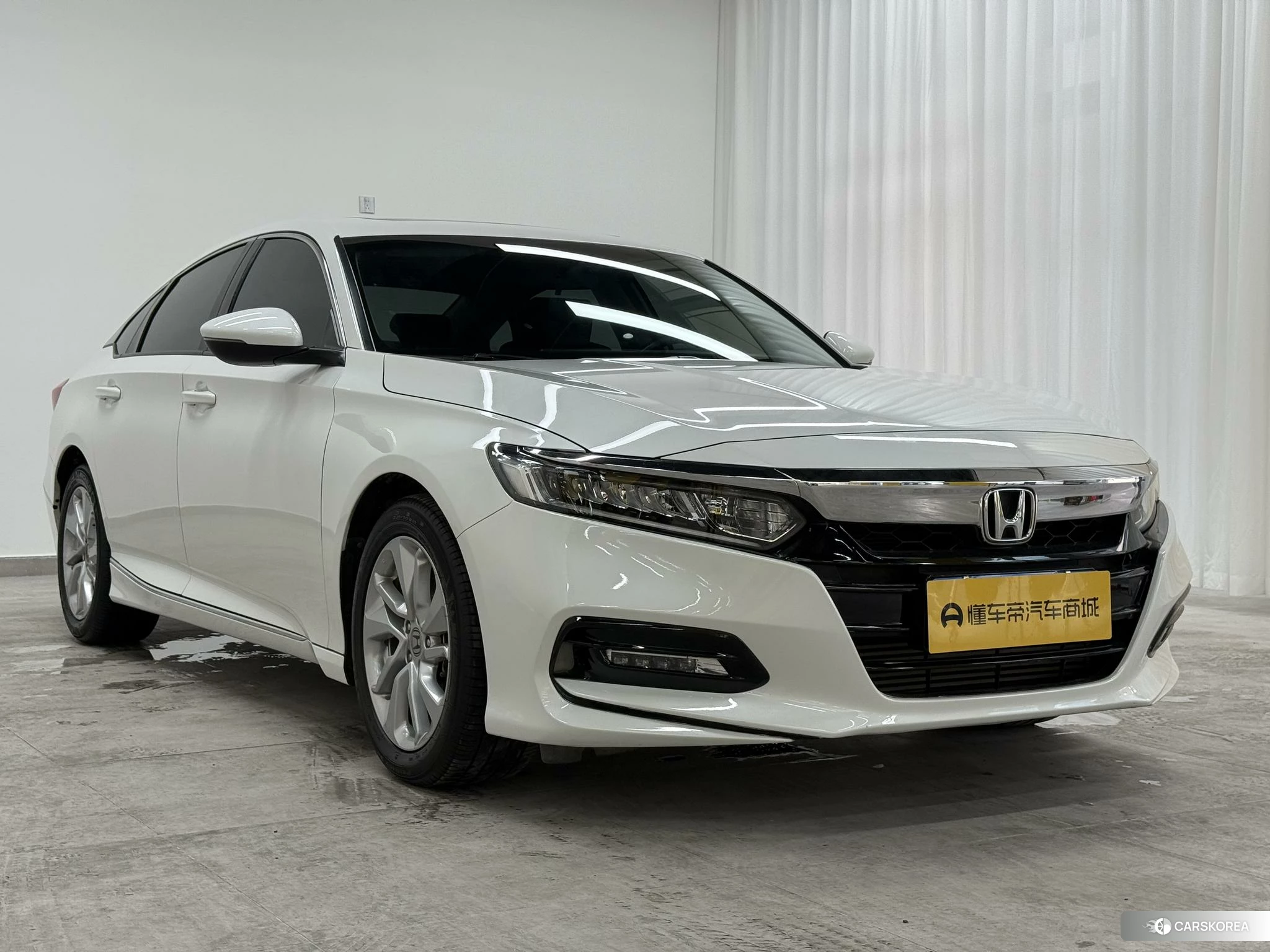 Honda Accord id 4505045 из Китая 7