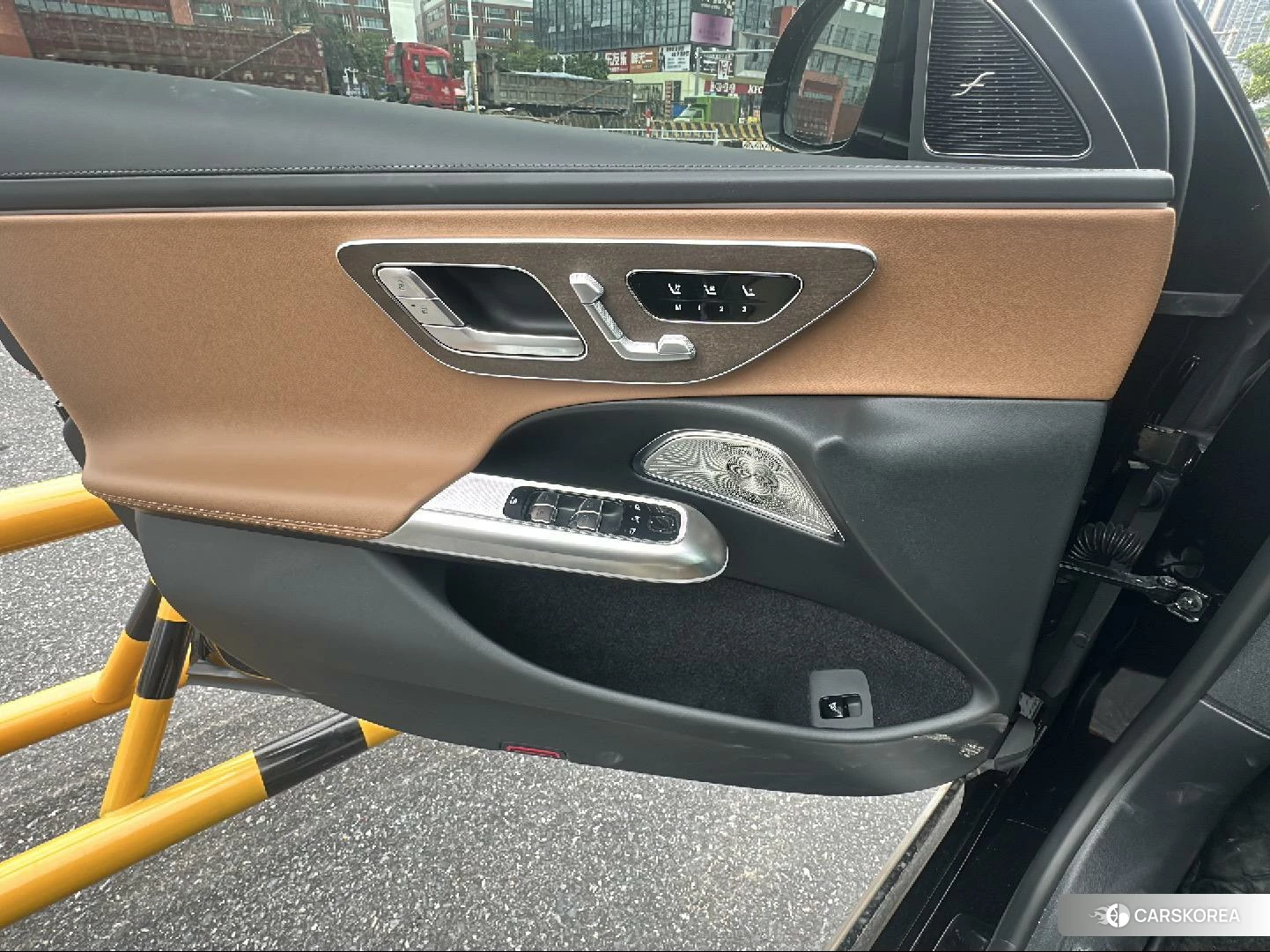 Mercedes-Benz E-class id 4512890 из Китая 7