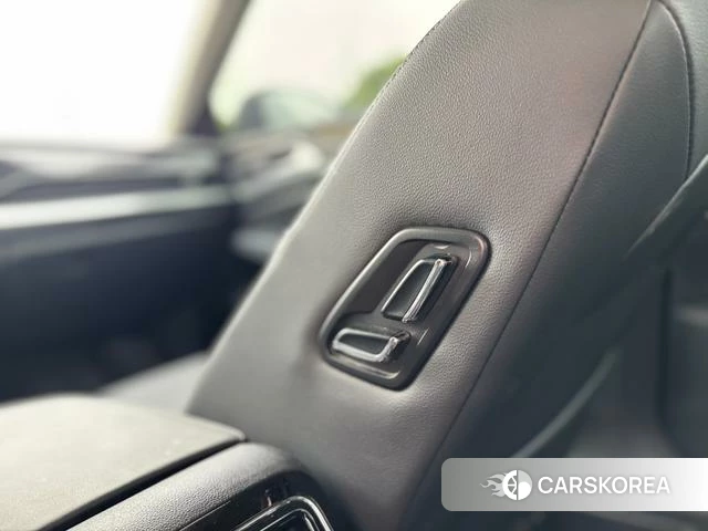 Volkswagen Passat id 4290977 из Китая 7