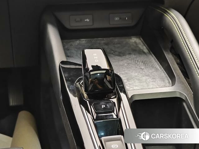 Geely Automobile Binyue id 4220664 из Китая 7