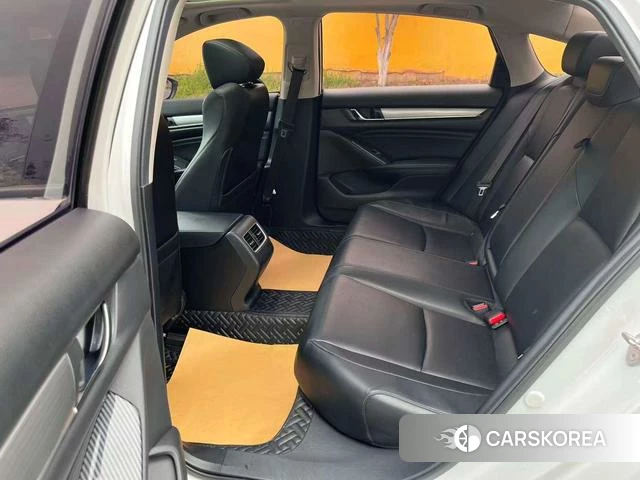 Honda Accord id 3889849 из Китая 7