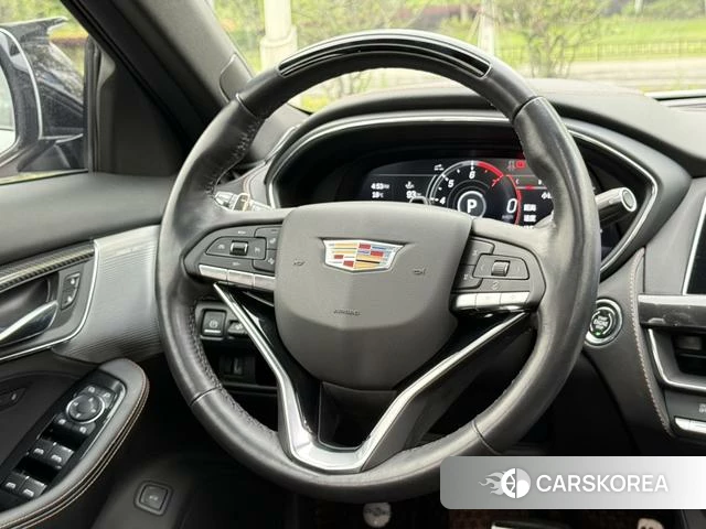 Cadillac CT5 id 4241895 из Китая 7