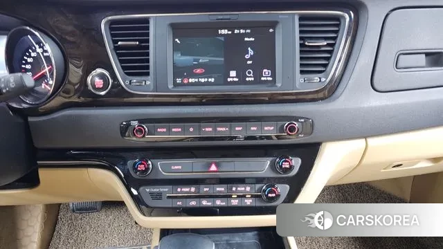 Kia The New Carnival id 3661625 из Кореи 7