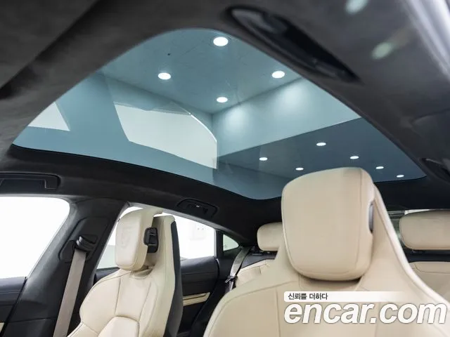 Porsche Taycan id 2837131 из Кореи 7