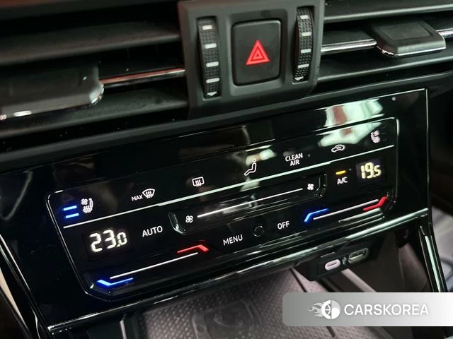 Volkswagen Passat id 4261482 из Китая 7