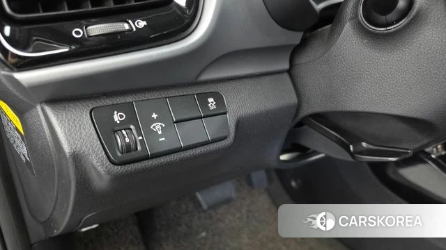 Kia Stonic id 4895692 из Кореи 7