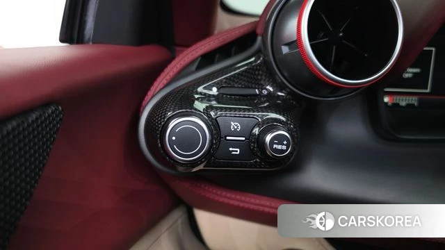Ferrari F8 Spider id 4586197 из Кореи 7