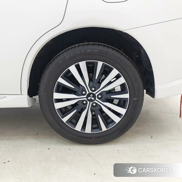Mitsubishi  Outlander id 4214560 из Китая 7