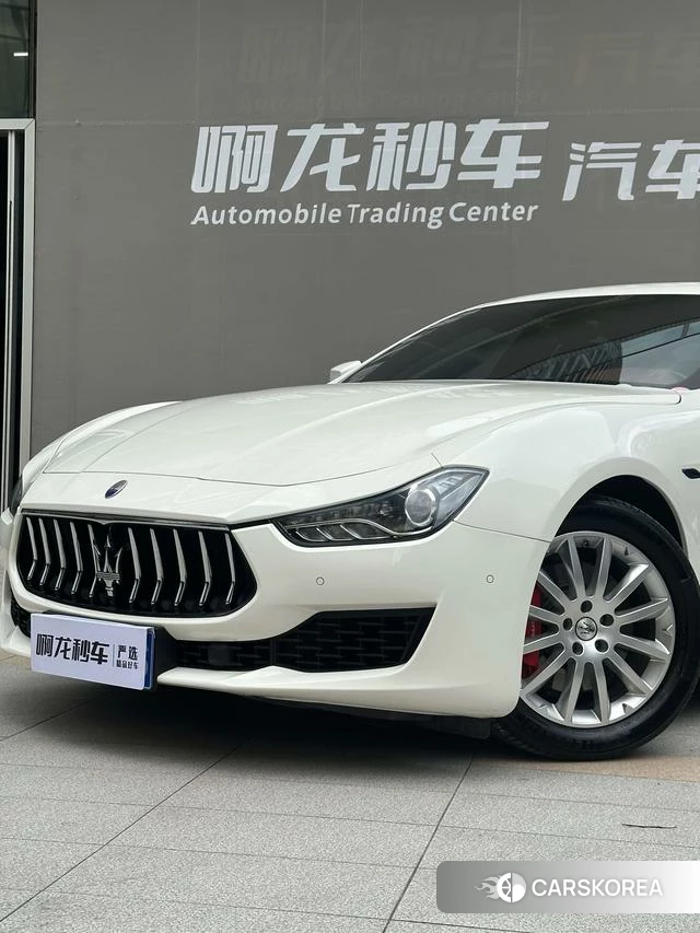 Maserati Ghibli id 4227895 из Китая 7