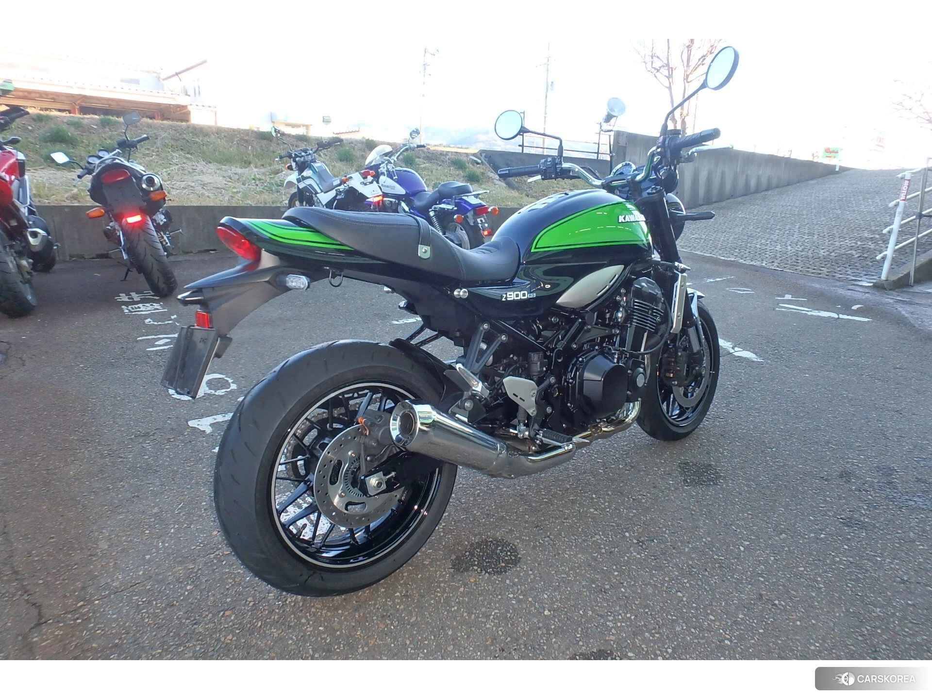 Kawasaki Z900RS id 4185344 из Японии 7