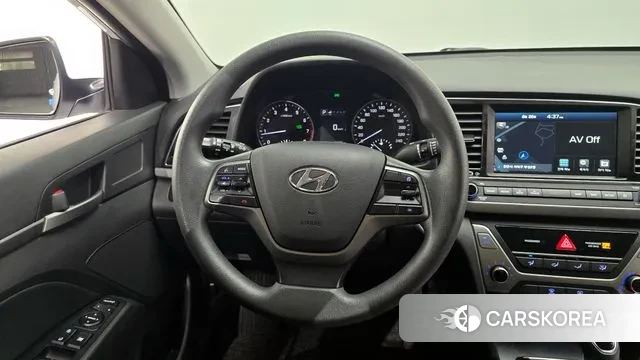 Hyundai Avante AD id 3076812 из Кореи 7