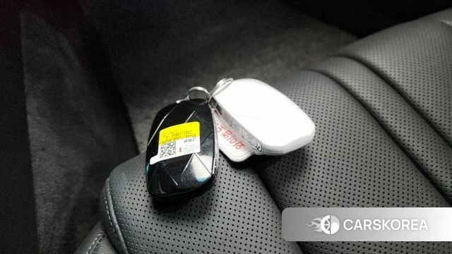 Genesis G80 (RG3) id 4315125 из Кореи 7