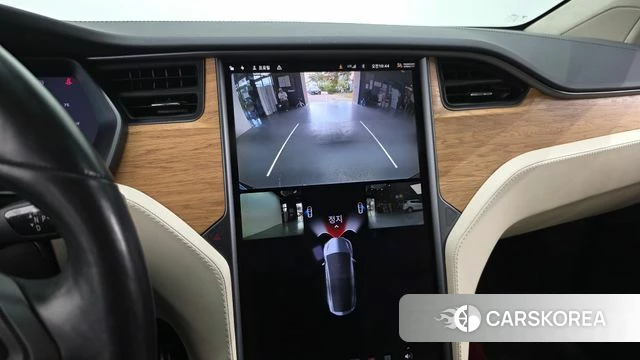Tesla Model X id 4371685 из Кореи 7