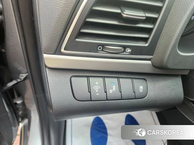 Hyundai Avante AD id 4596305 из Кореи 7